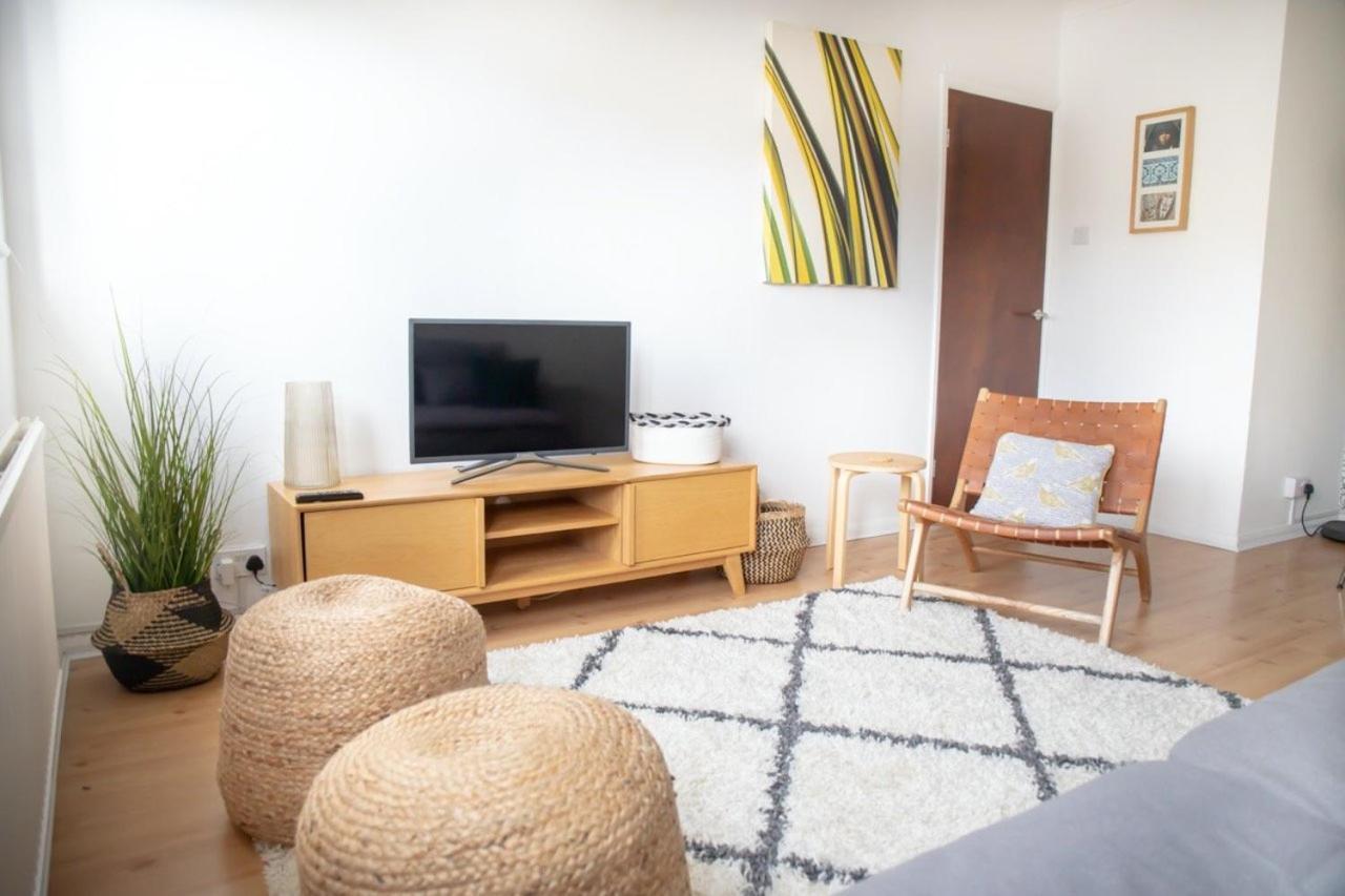 Guestready - Homely Leeds City Apartment Sleep 4 Meanwood Esterno foto