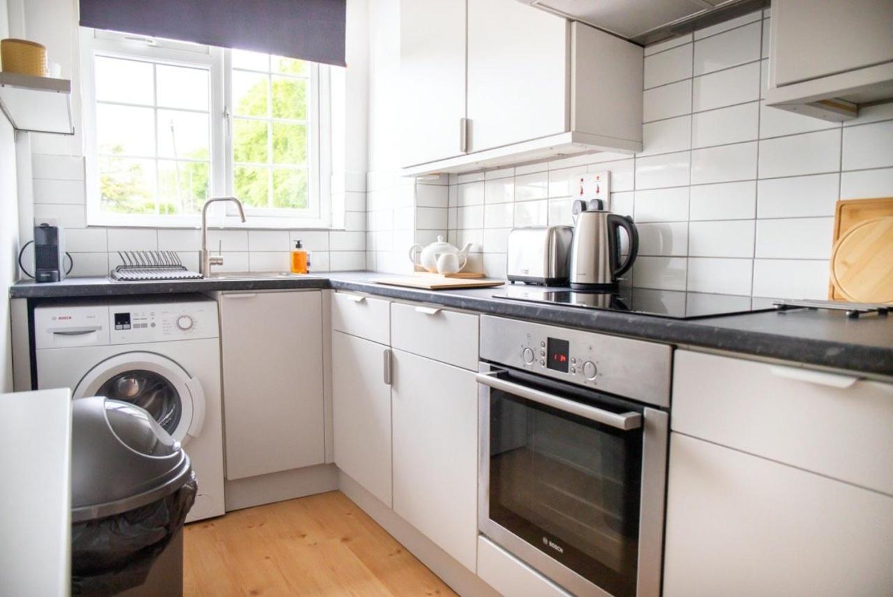 Guestready - Homely Leeds City Apartment Sleep 4 Meanwood Esterno foto